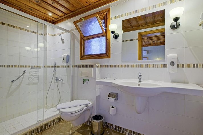 Montana Pine Resort Hotel & Spa