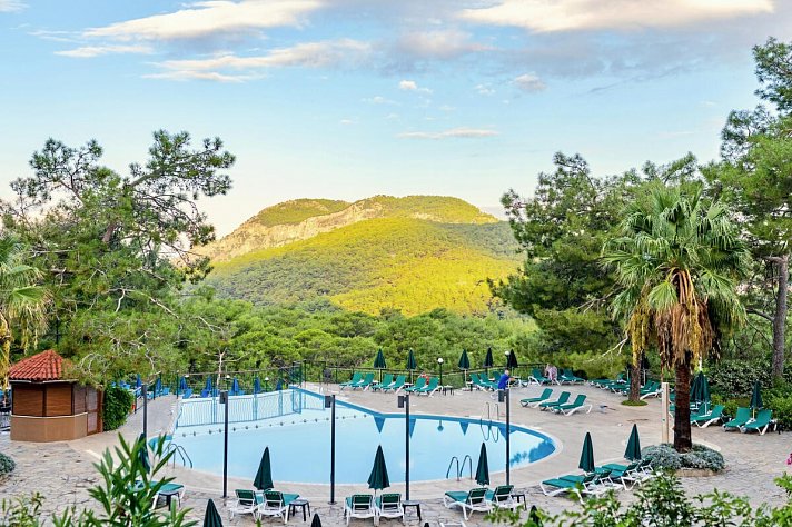 Montana Pine Resort Hotel & Spa