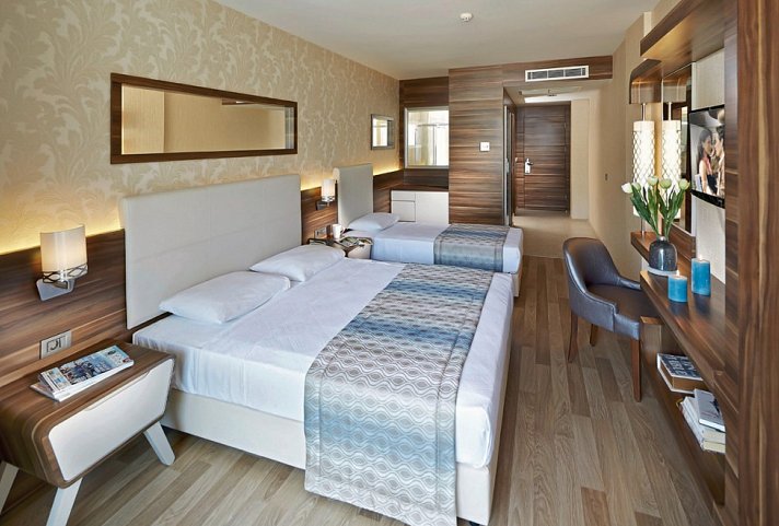 Emre Beach & Emre Hotel - Wohnbeispiel Doppelzimmer Landblick Emre Hotel (Zimmercodierungen DBL & DCL)