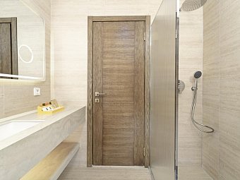 Sundia by Liberty Suncity - Beispiel Bad (Zimmercodierungen DB1, DC1, DB3 & FB1)
