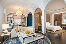 Raffles Doha - Crescent Signature Suite