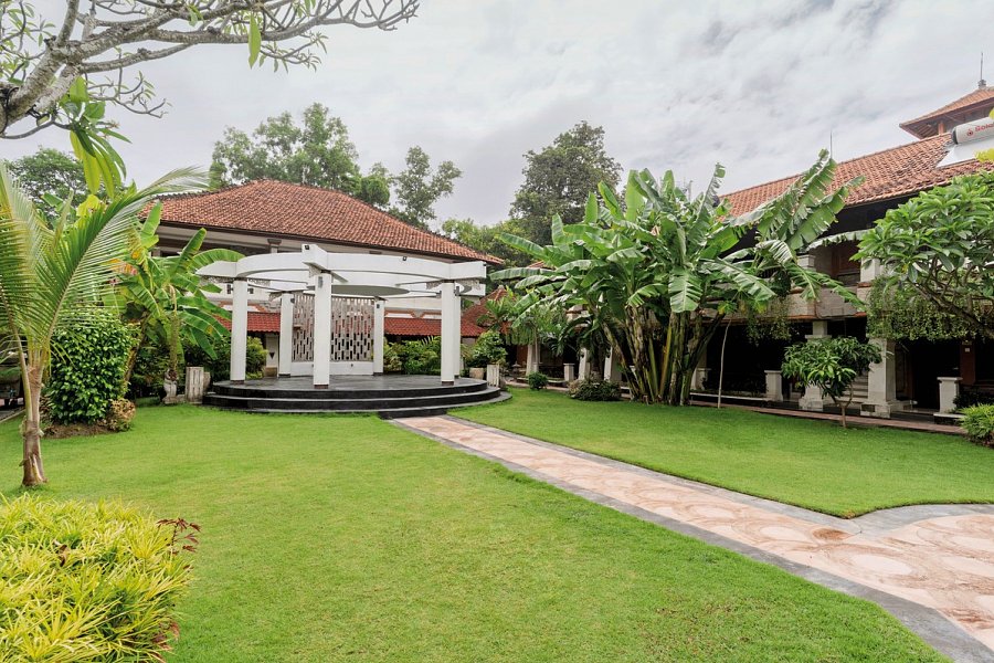 Kuta Beach Club Hotel