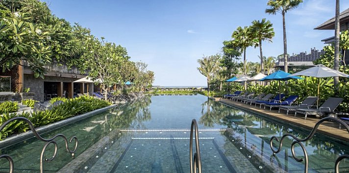 Hotel Indigo Seminyak Bali Beach