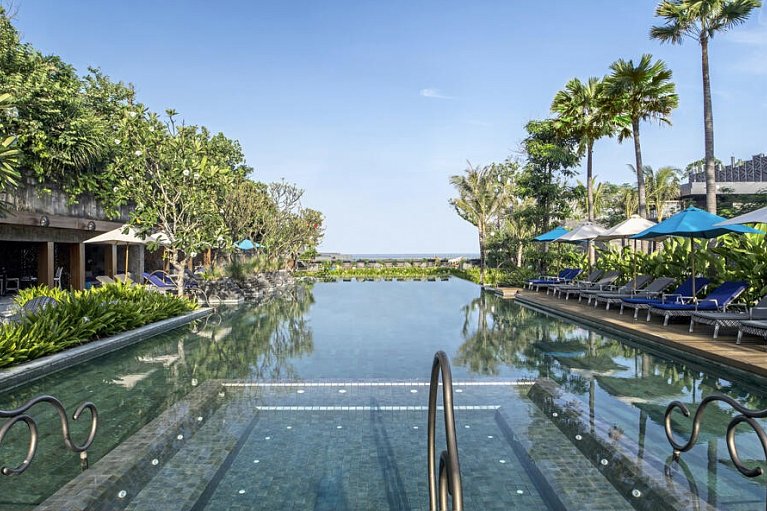 Hotel Indigo Seminyak Bali Beach