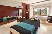 Legian Beach Hotel
