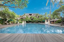Legian Beach Hotel
