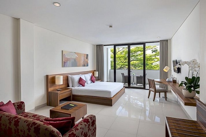 Taksu Sanur Hotel - Wohnbeispiel Junior Suite with Balcony (Zimmercodierung JB1)