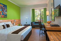Prime Plaza Hotel Sanur - Wohnbeispiel Pool View (Zimmercodierung UBP)