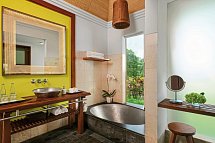 Maya Ubud Resort & Spa - Badbeispiel Heavenly Jacuzzi Villa (Zimmercodierung VB4)
