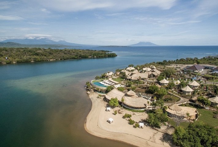 Menjangan Dynasty Resort