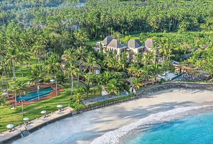 Candi Beach Resort & Spa