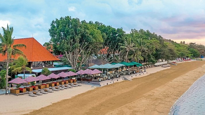Puri Santrian
