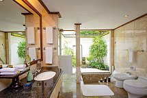 The Oberoi Beach Resort, Bali - Badbeispiel Luxury Lanai Garden View (Zimmercodierung UBG)