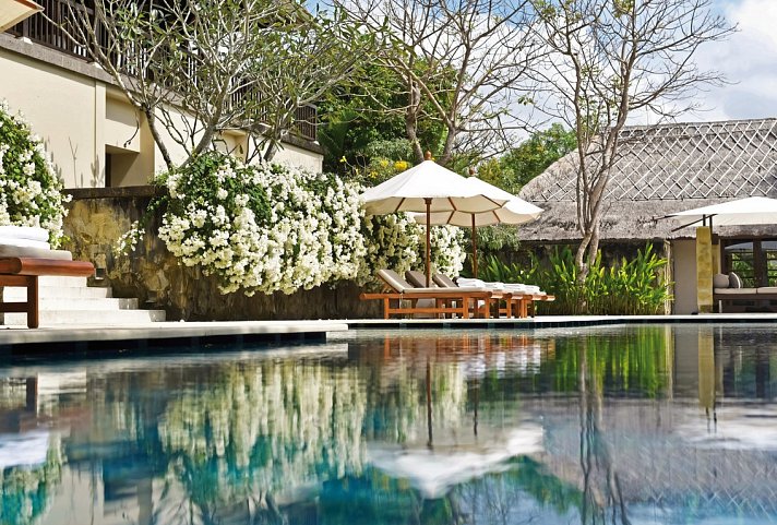 REVIVO Wellness Resort Nusa Dua Bali