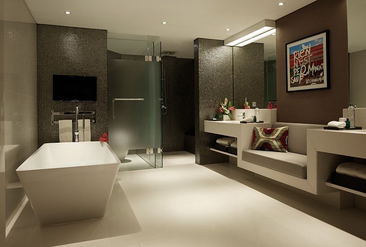 Double-Six Luxury Hotel - Badbeispiel Leisure Suite (Zimmercodierung WB1)