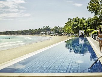 Four Seasons Resort Bali at Jimbaran Bay - Infinity 57m Pool