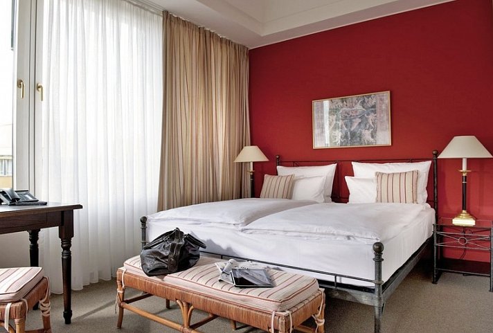 Hotel Elbflorenz Dresden - Wohnbeispiel Doppelzimmer Standard (Zimmercodierung DG1)