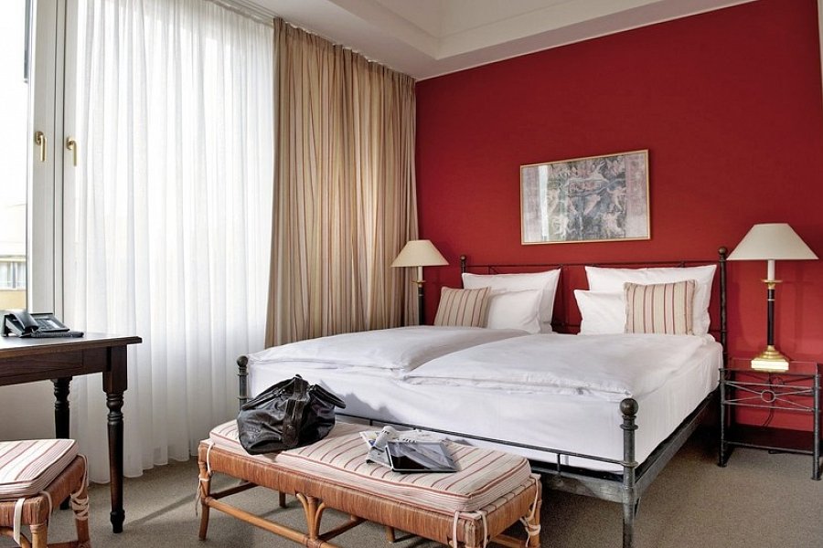 Hotel Elbflorenz Dresden - Wohnbeispiel Doppelzimmer Business (Zimmercodierungen DB1, DB2 & DB8)