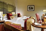Buswells Hotel