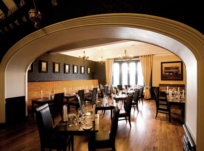 Clontarf Castle