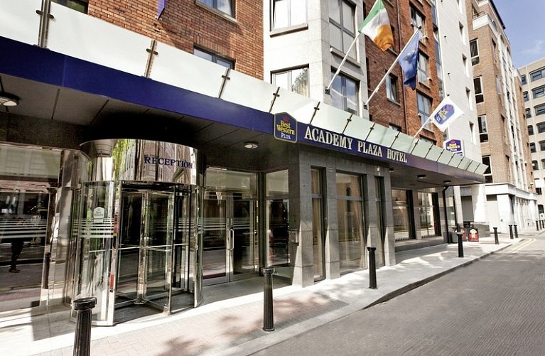 Academy Plaza Hotel