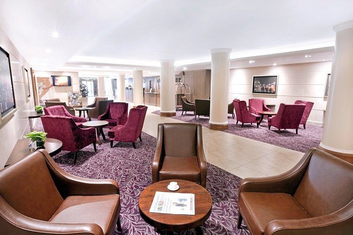 Academy Plaza Hotel