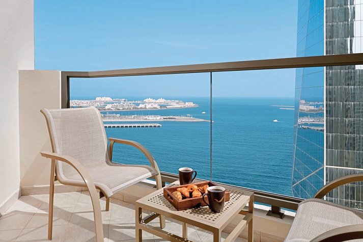 Mövenpick Hotel Jumeirah Beach - Wohnbeispiel Executive Suite Partial Sea View with Balcony (Zimmercodierung WT1)