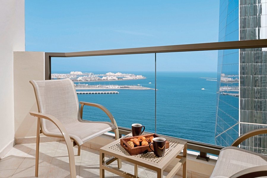 Mövenpick Hotel Jumeirah Beach - Wohnbeispiel Executive Suite Partial Sea View with Balcony (Zimmercodierung WT1)