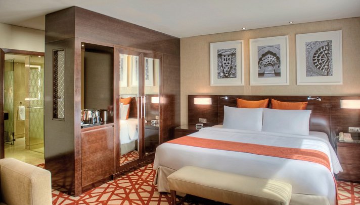 Crowne Plaza Dubai Deira