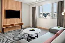 Crowne Plaza Dubai Jumeirah - Wohnbeispiel Junior Suite (Zimmercodierung JB1)