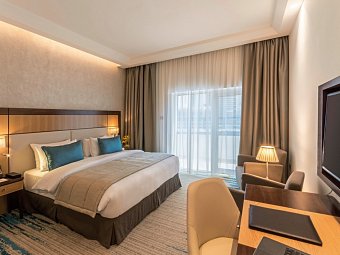 Golden Tulip Media Hotel - Wohnbeispiel Deluxe Room King Beds (Zimmercodierung DB2)