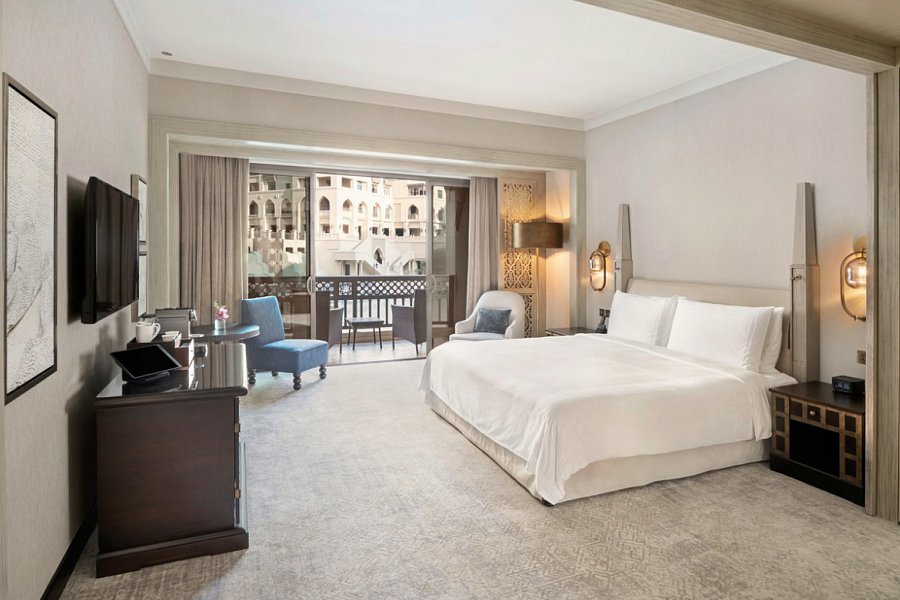 Palace Downtown Dubai - Wohnbeispiel Deluxe Lake View (Zimmercodierung DDI)