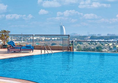 Two Seasons Hotel & Apartments Dubai