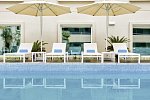Hilton Garden Inn Dubai, Mall Avenue