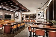 Hilton Garden Inn Dubai, Mall Avenue