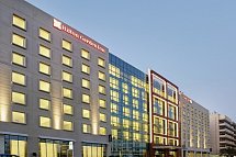 Hilton Garden Inn Dubai, Mall Avenue