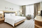 Hilton Garden Inn Dubai, Mall Avenue