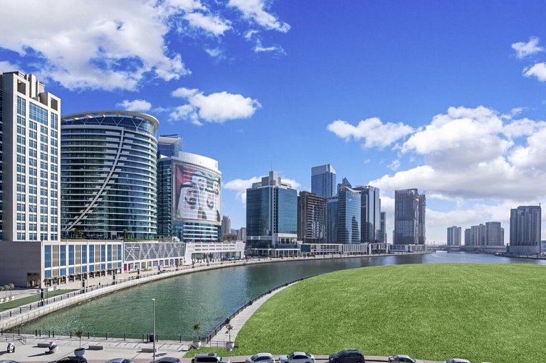 Radisson Blu Hotel, Dubai Waterfront