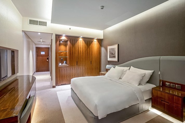 Radisson Blu Hotel, Dubai Waterfront