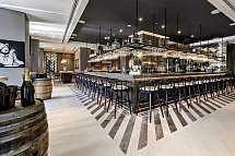 Al Bandar Rotana - Bar 