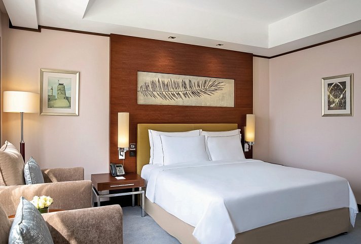 Grand Millennium Hotel Dubai - Wohnbeispiel Deluxe Room (Zimmercodierung UD1)