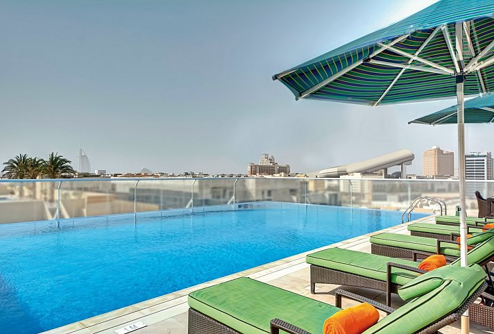 Al Khoory Atrium Hotel