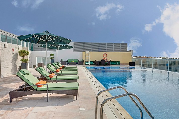 Al Khoory Atrium Hotel