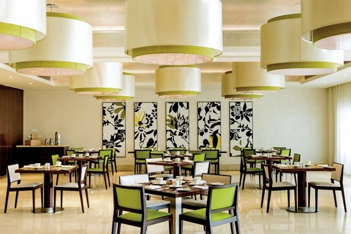 Sheraton Dubai Creek Hotel & Towers