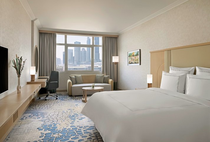 Swissotel Al Murooj Dubai - Wohnbeispiel Classic Room (Zimmercodierung DB1)