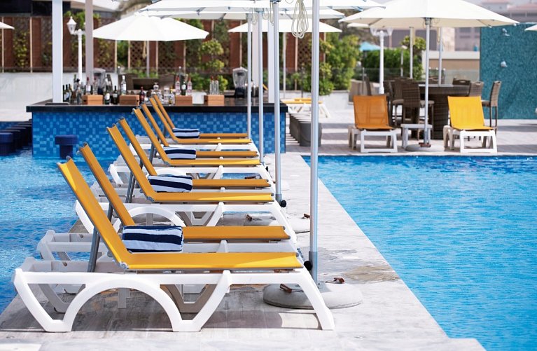 C Central Resort The Palm