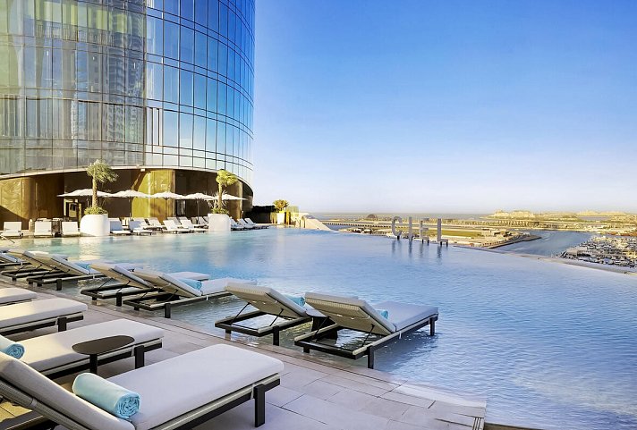 Ciel Dubai Marina, Vignette Collection