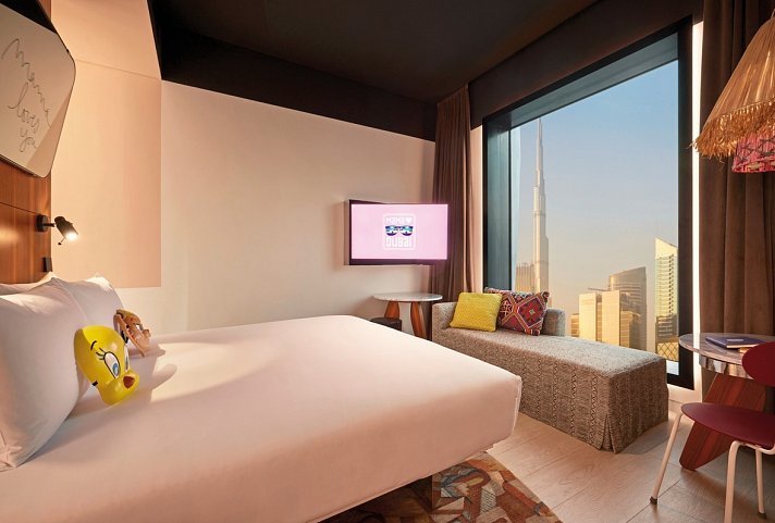 MAMA Shelter Dubai - Wohnbeispiel Medium Mama Double Burj Khalifa view (Zimmercodierung DB6)