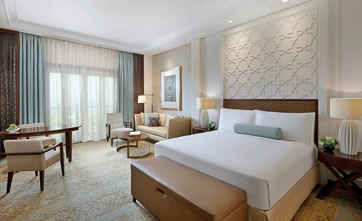 The Ritz-Carlton, Dubai - Wohnbeispiel Club Garden King (Zimmercodierungen DLG & ULM)