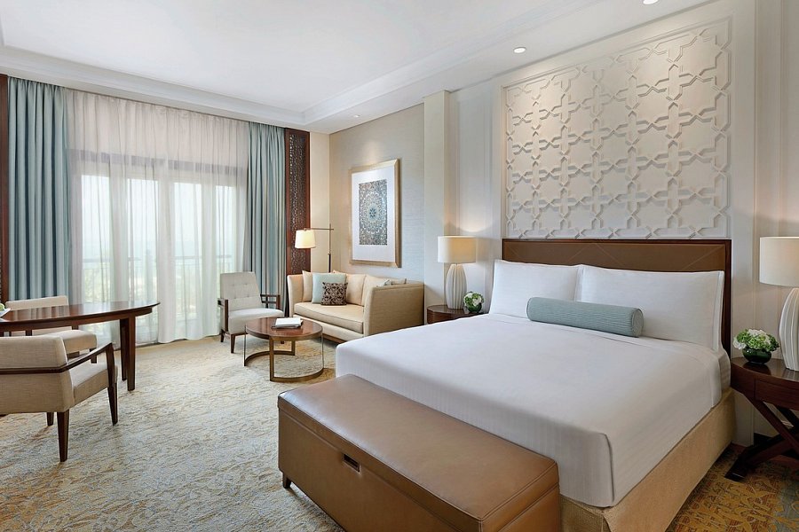 The Ritz-Carlton, Dubai - Wohnbeispiel Club Garden King (Zimmercodierungen DLG & ULM)